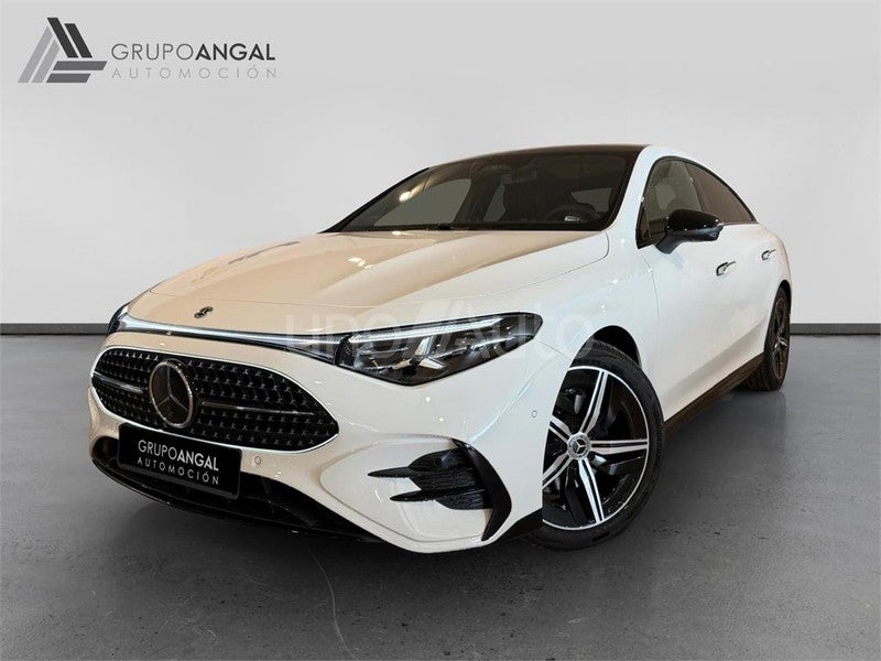 CLASE CLA 180 con tecnología híbrida