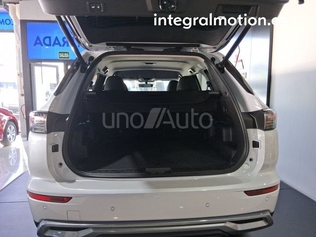 Outlander PHEV Kaiteki 4WD