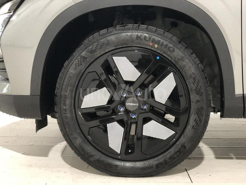 MY25 - Premium 1.6 TGDI 108kW (145cv)