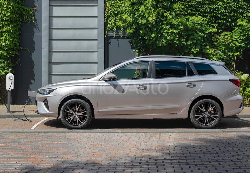 5 Luxury 61kWh