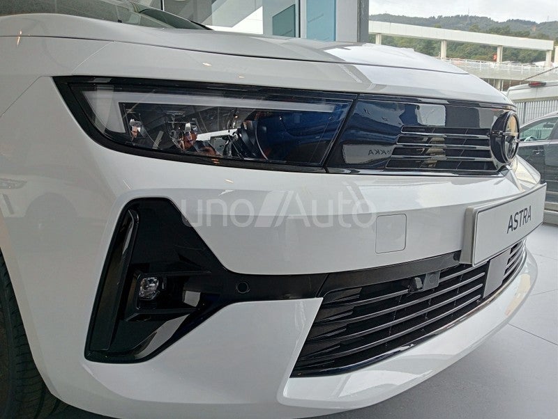 Astra 1.2T XHT Hybrid eDCT6 S/S GS 136