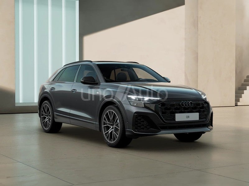 Q8 55 TFSIe Black line quattro tiptronic