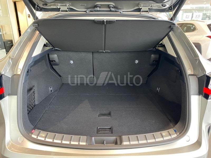 NX 350h Premium 2WD