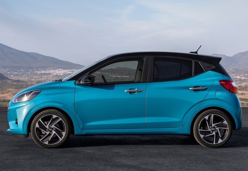 HYUNDAI i10