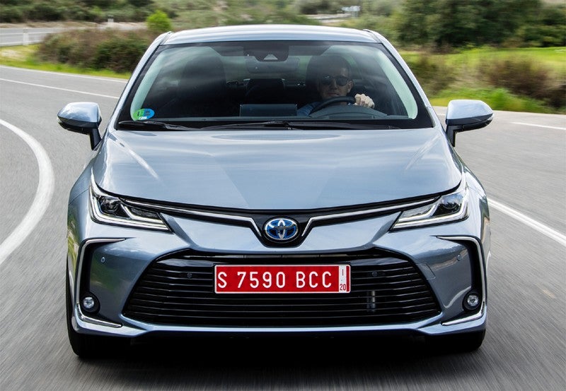 Corolla Sedán 125H Active Tech