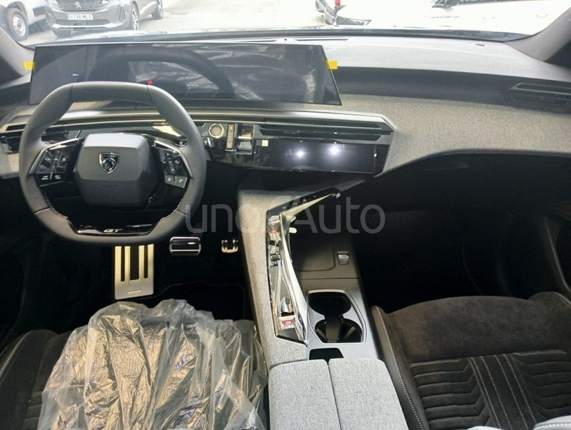 3008 Hybrid 145 GT eDCS6