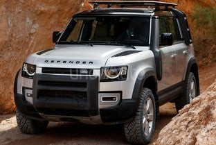 LAND-ROVER Defender 110 2.0 Si4 PHEV X-Dynamic HSE AWD Aut. 300