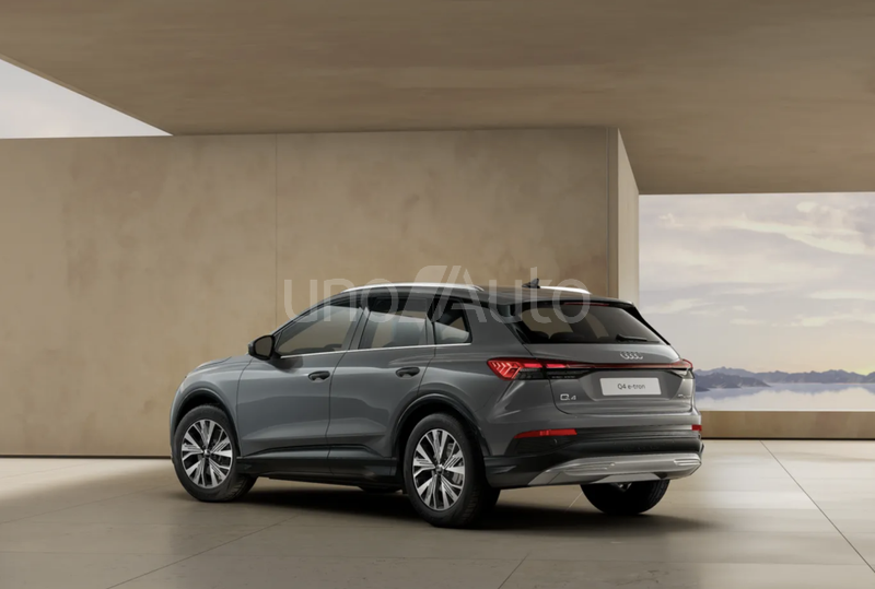 Q4 e-tron 40 Advanced 150kW 63KWh