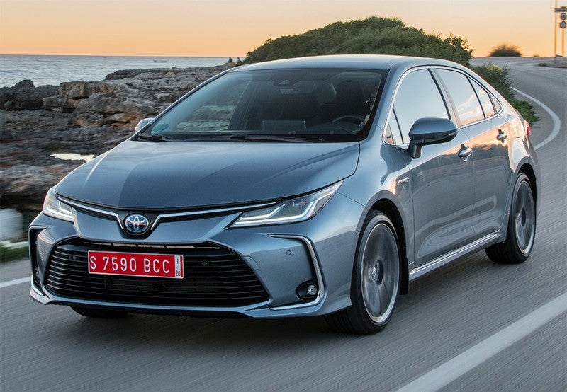 Corolla Sedán 125H Active Tech