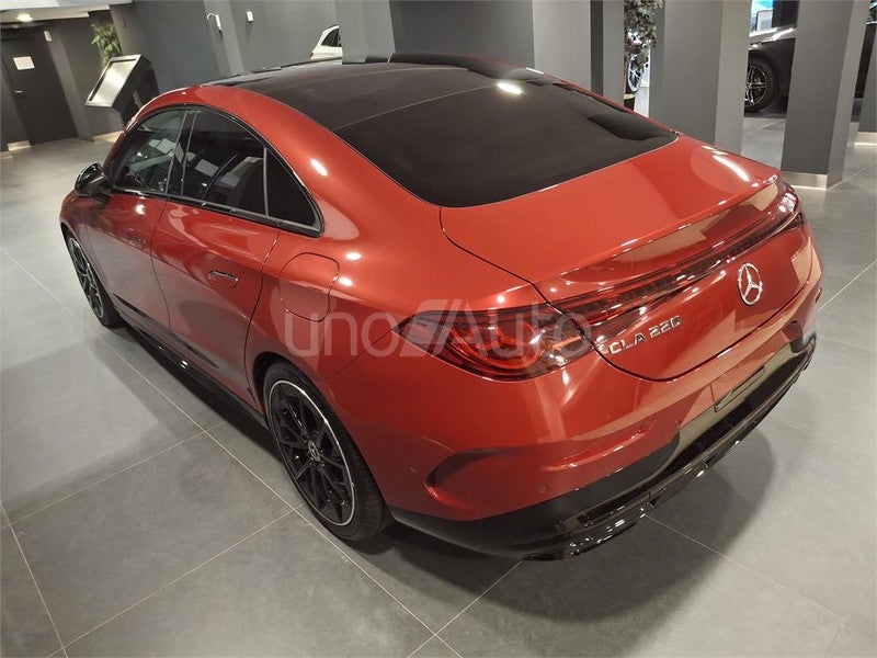CLASE CLA 220 con tecnología híbrida