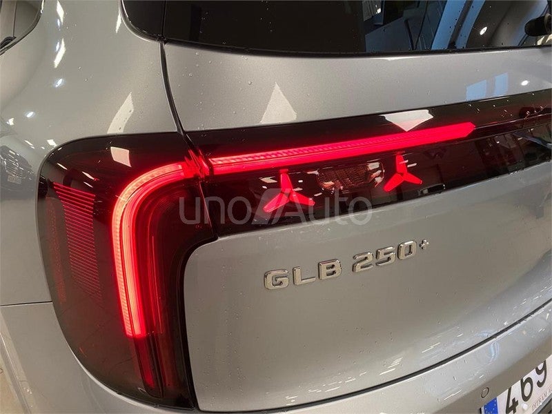 CLASE GLB 250+
