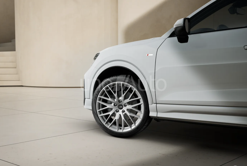 Q2 30 TFSI Adrenalin 85kW