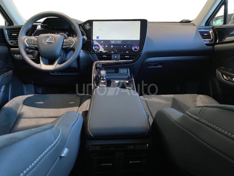 NX 350h Premium 2WD