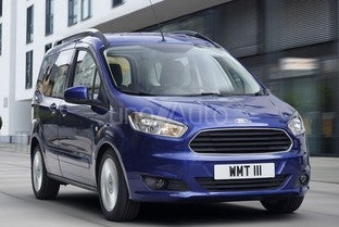 FORD Tourneo Courier 1.0 Ecoboost Titanium