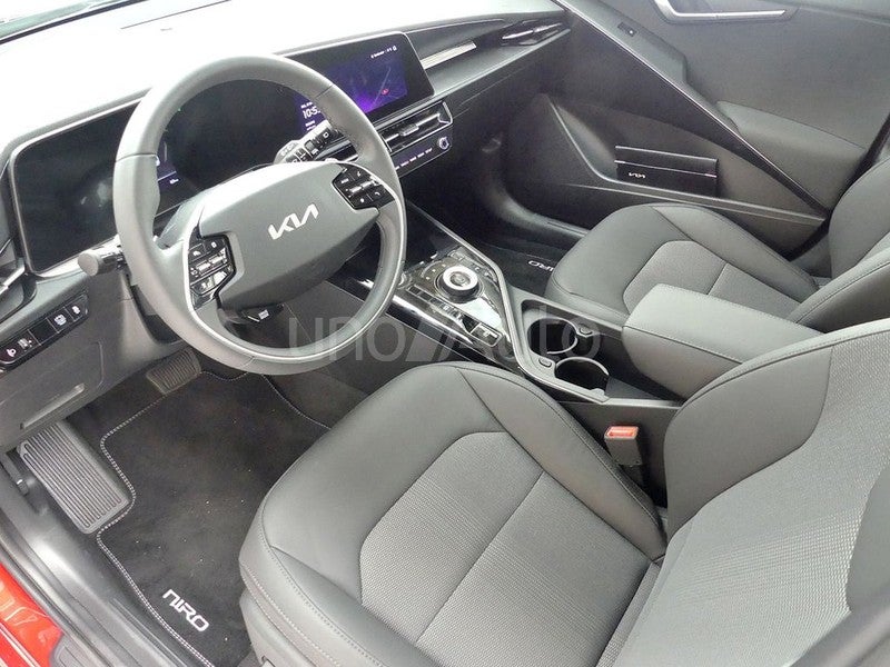 KIA Niro 1.6 GDi HEV 95kW (129CV) Drive