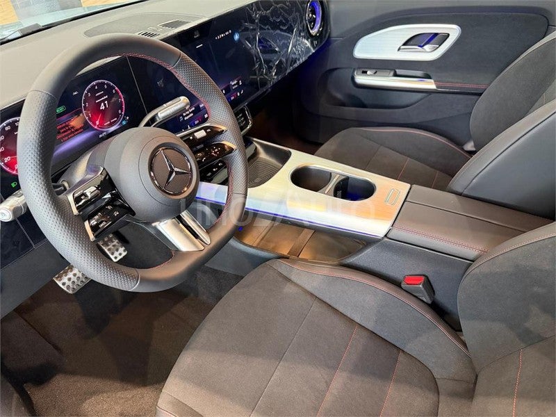 CLASE CLA 180 con tecnología híbrida