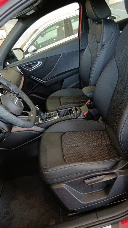 Q2 35 TDI Adrenalin Black edition S tronic 110kW