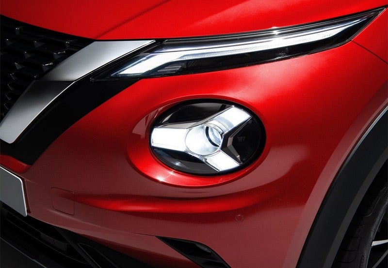 Juke 1.6 Hybrid N-N-Design Black Auto