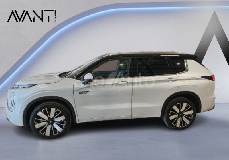 Outlander PHEV Motion 4WD