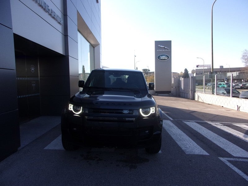 Defender 110 3.0D l6 MHEV X-Dynamic SE AWD Aut. 250