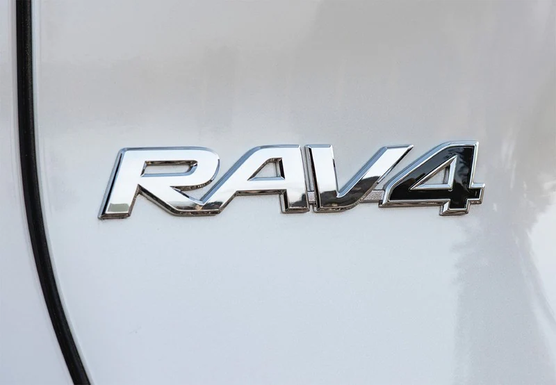 RAV-4 2.5 hybrid 2WD Luxury