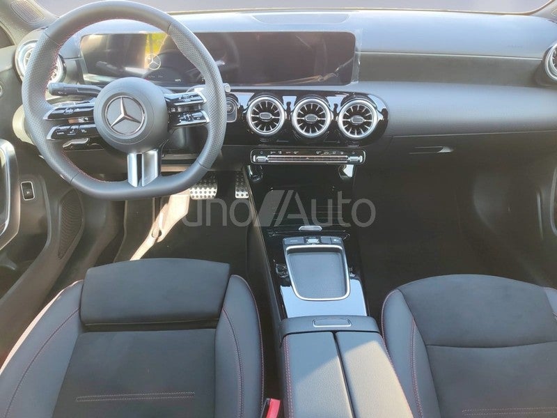 A 250e Sedán  8G-DCT