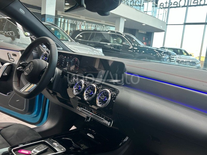 CLA 250 e Coupé con tecnología híbrida EQ