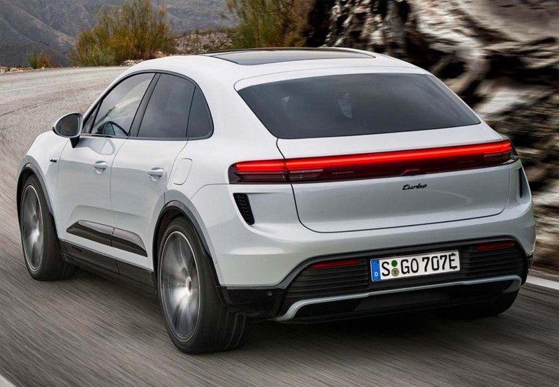 PORSCHE Macan