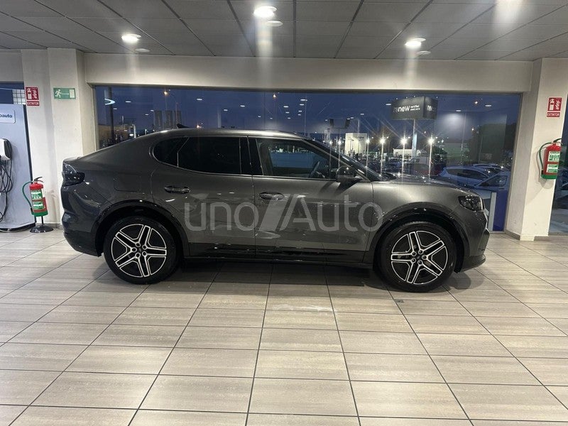 Capri RWD Rango Extendido Select 79kWh