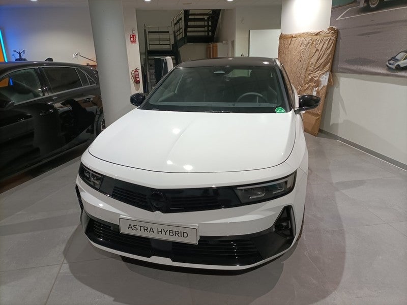 Astra 1.2T XHT S/S GS 130