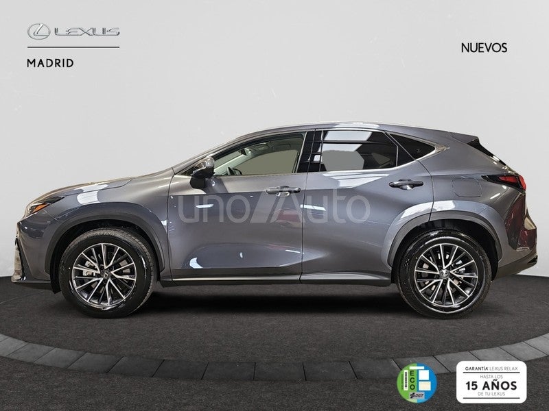 NX 450h+ Premium+ 4WD