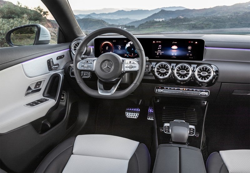 CLA Shooting Brake 180