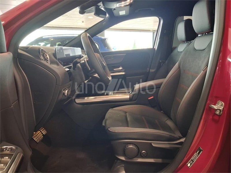 CLASE GLA 250 e con tecnología híbrida EQ