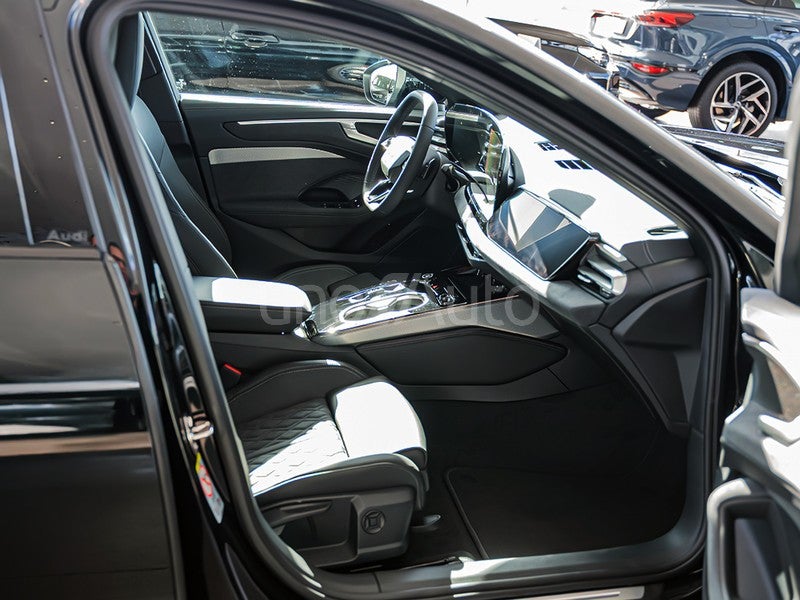 A6 e-hybrid quattro Black line S tronic 220kW