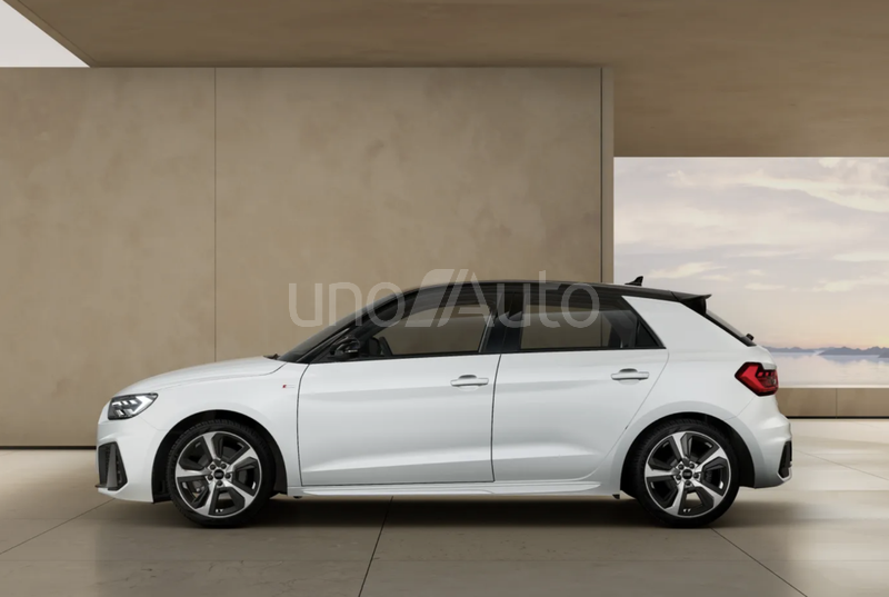 A1 Sportback 30 TFSI Adrenalin S tronic 85kW