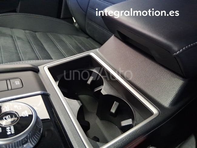 Outlander PHEV Kaiteki 4WD