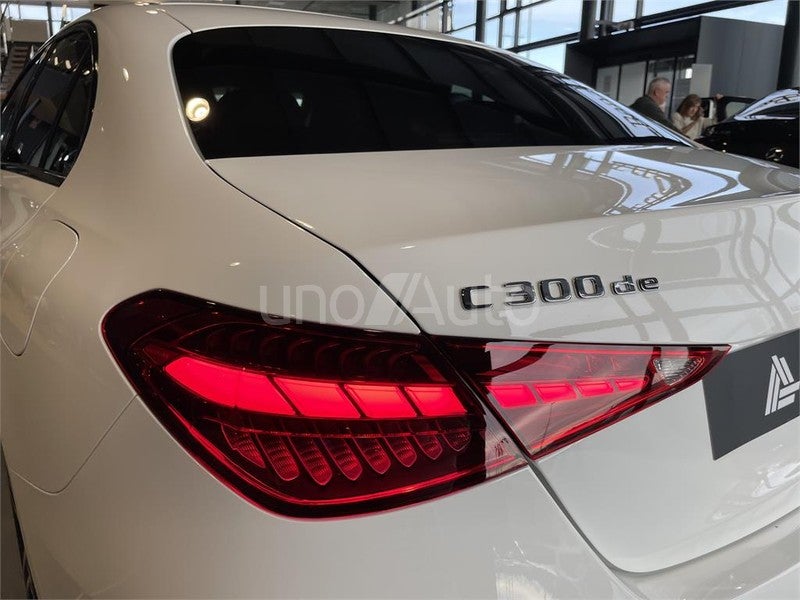 CLASE C 300 d e tecn. híb. EQ Berlina