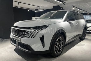 PEUGEOT 5008 SUV Hybrid Allure Exclusive eDCS6 145