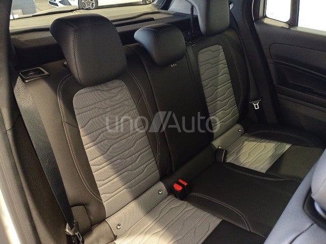 Avenger 1.2 Ehybrid Overland 145 4xe