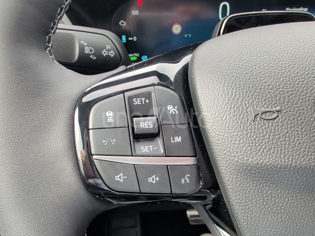 Kuga 2.5 Duratec FHEV ST-Line AWD Aut.