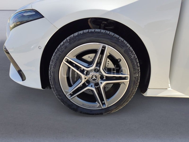 A 250e Sedán  8G-DCT