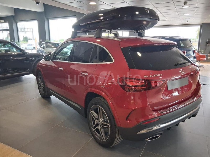 CLASE GLA 250 e con tecnología híbrida EQ