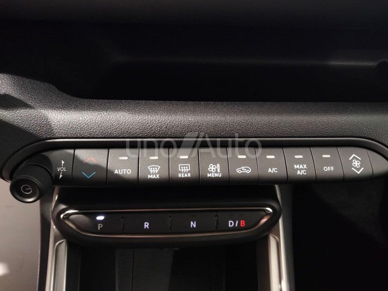 BEV 115kW (156CV) Altitude