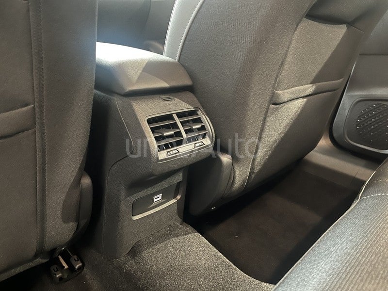 C4 X Hybrid Business Edition eDSC6 145