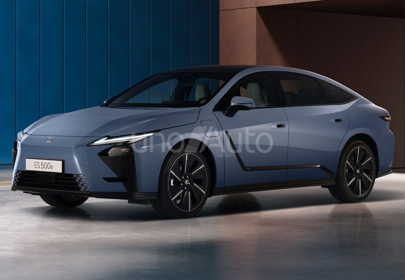 ES 300h Signature AWD