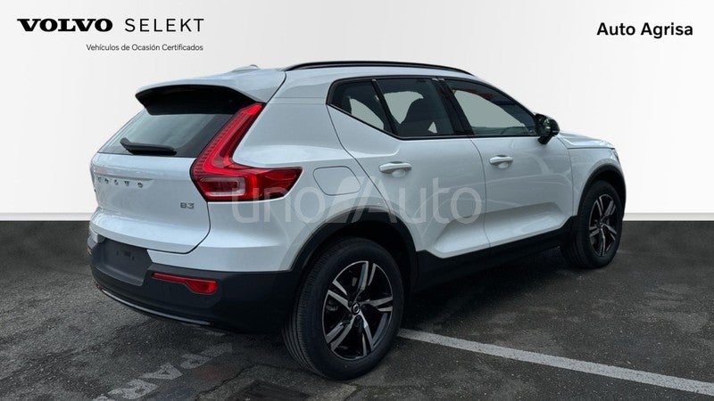 XC40 2.0 B3 MHEV PLUS DARK DCT 163 5P