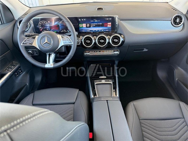 CLASE GLA 250 e con tecnología híbrida EQ