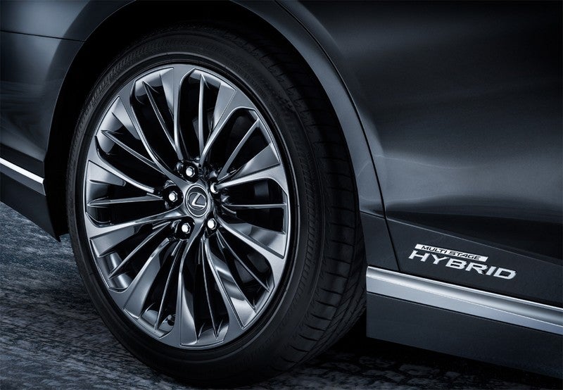LEXUS LS