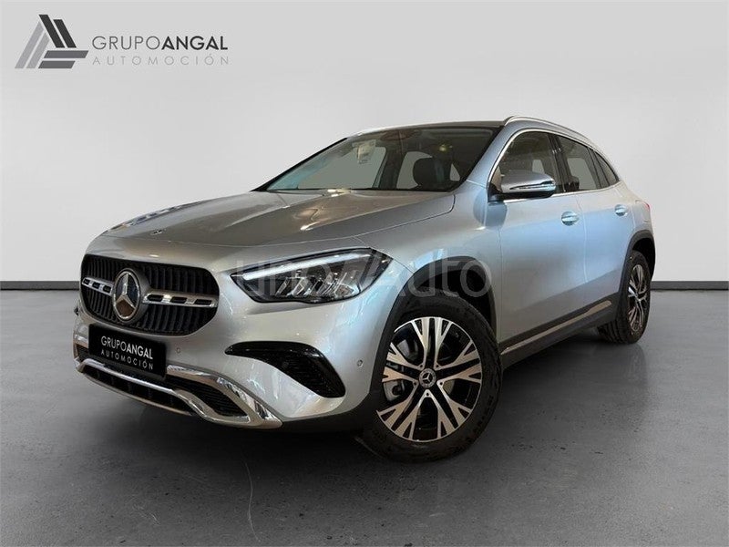 CLASE GLA 250 e con tecnología híbrida EQ