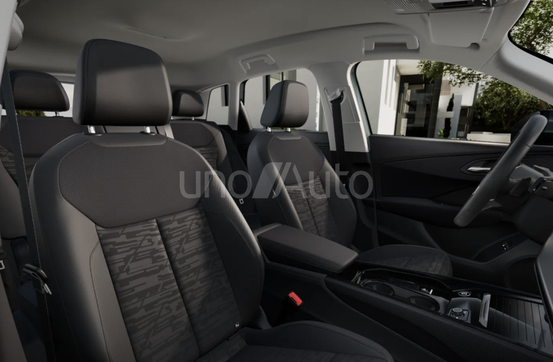 Q3 e-hybrid Advanced S tronic 200kW